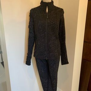 Zella from Nordstrom matching jacket and leggings
